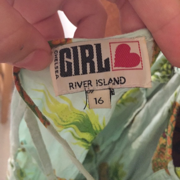 🥳2/$15 — Light Breezy Dress/Coverup Pineapple Pattern - Picture 7 of 8